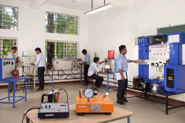 Mechanical Lab Facilities - Photogallery - Bishop Jerome Institute ...