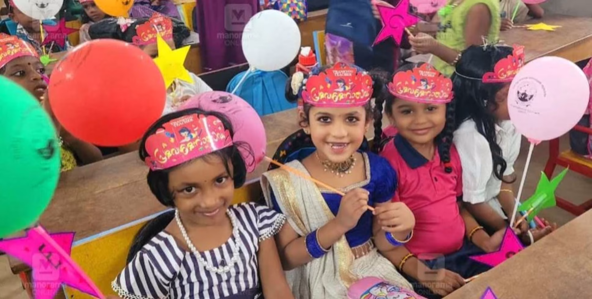 അറിവിൻ പുലരികൾ  വീണ്ടും വിടർന്നു . ;ഇനി പഠന നാളുകൾ .പ്രവേശനോത്സവം മുഖ്യമന്ത്രി ഉൽഘാടനം ചെയ്തു . 