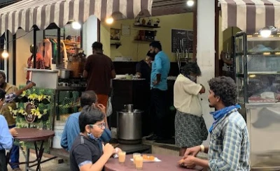 Achoos Tea Stall, Kadavanthra
