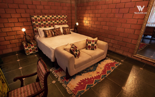 Pillowology, Kochi